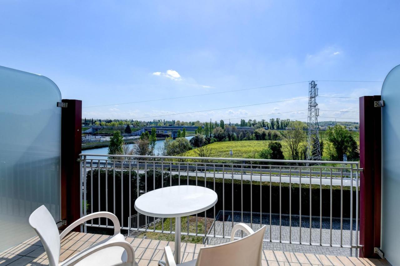 Hotel Rivus Peschiera del Garda Eksteriør billede