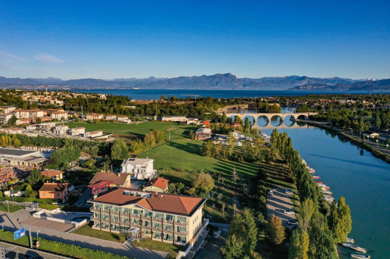 Hotel Rivus Peschiera del Garda Eksteriør billede