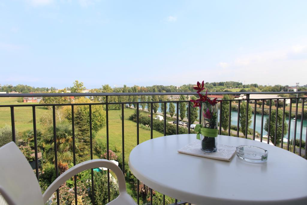 Hotel Rivus Peschiera del Garda Eksteriør billede